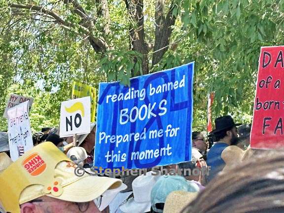 no kings albuquerque 5 graphic